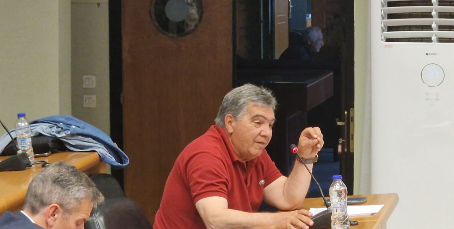 Χρήστος Χουρσόγλου στο Δημοτικό Συμβούλιο Αλμωπίας: «Πότε θα πληρωθούν τα κεράσια από τους περσινούς παγετούς;»