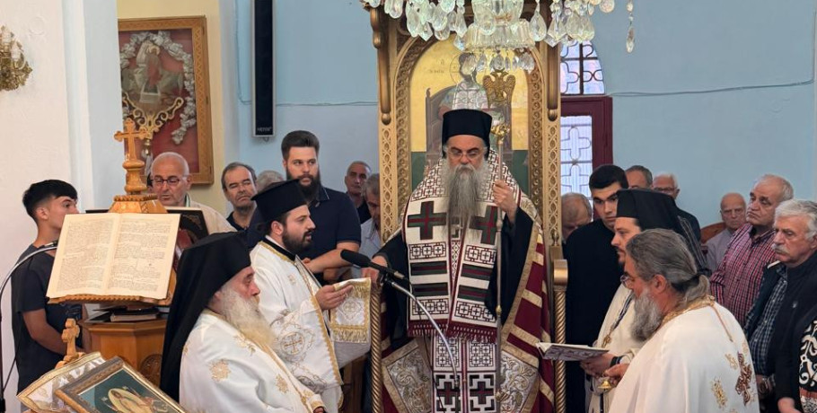 Με λαμπρότητα τελέστηκε ο Αρχιερατικός Εσπερινός στο Ασβεστάρι Γιαννιτσών χοροστατούντος του Επισκόπου Αλμωπίας Στεφάνου