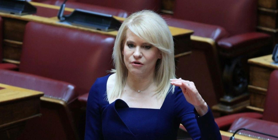 Θεοδώρα Τζάκρη: «Σοβαρά ερωτήματα για τη διακοπή κατ’ οίκον διδασκαλίας μαθητή με αυτισμό στα Γιαννιτσά»