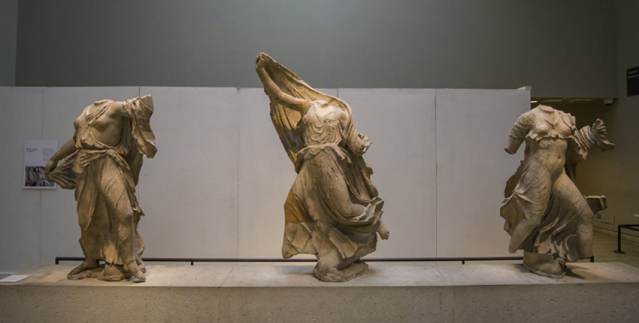 Γλυπτά του Παρθενώνα: H UNESCO ξαναθέτει ζήτημα επιστροφής τους, λέει η Le Petit Journal