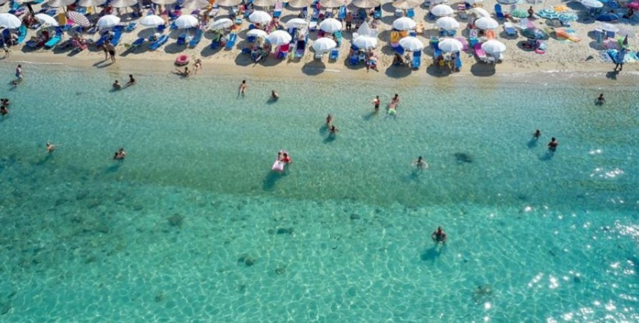 Τουρισμός: Χωρίς εργαζόμενους ξεκίνησε η σεζόν στη Χαλκιδική - «Επίδομα εργασίας» ζητούν οι εργοδότες