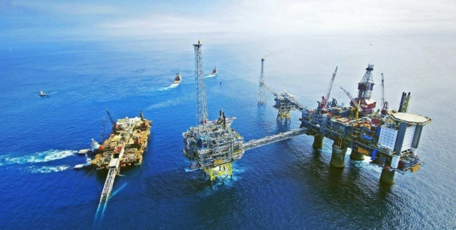 Από την Κρήτη στο Ιόνιο: Γιατί αλλάζουν πορεία τα γεωτρύπανα της αμερικανικής πετρελαϊκής βιομηχανίας