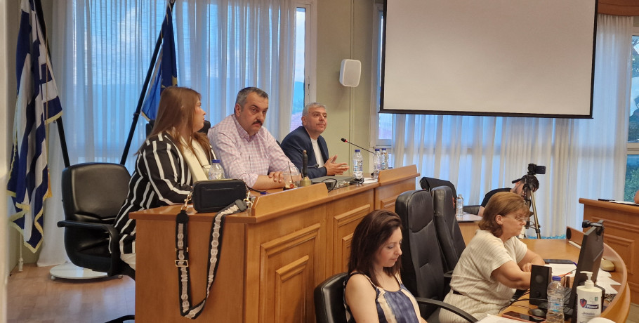 Δημοτικό Συμβούλιο Αλμωπίας: Γήπεδο Αριδαίας, αγροτικές αποζημιώσεις, τουρισμός και ένταση μεταξύ διοίκησης και αντιπολίτευσης