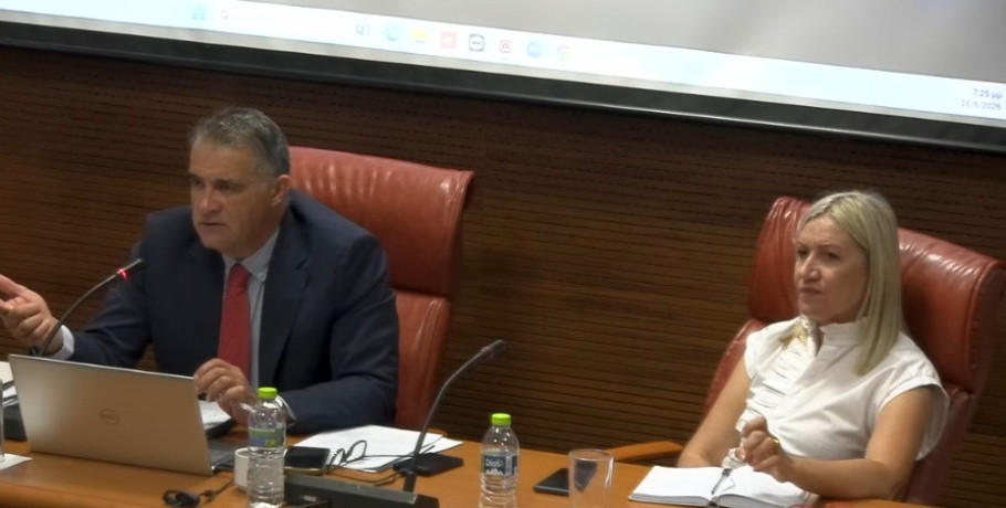 Η Μένια Μπόγια Αναπλήρωσε τον Δήμαρχο Έδεσσας στο Δημοτικό Συμβούλιο – Μια Ευχάριστη Έκπληξη