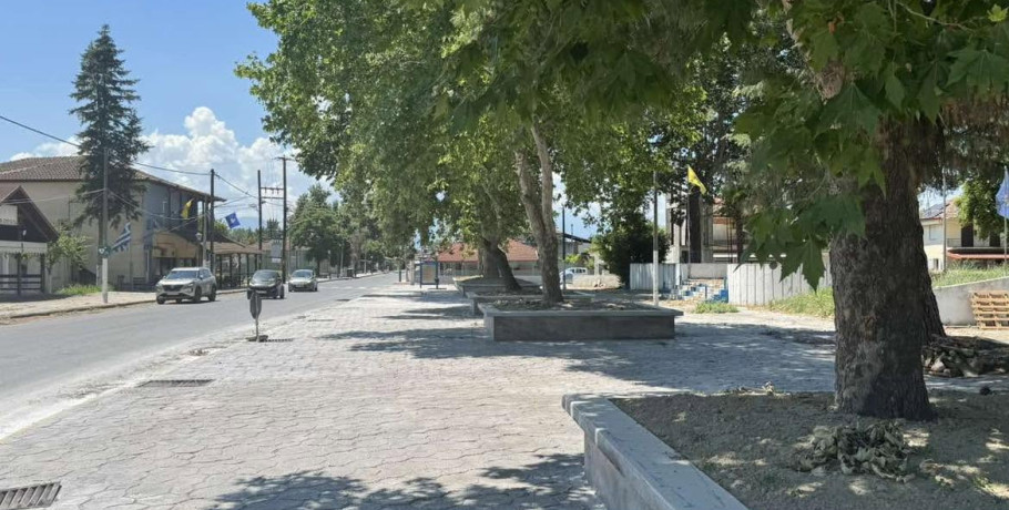 Άγιος Λουκάς: Στην ανάπλαση της πλατείας στην κοινότητα προχώρησε ο Δήμος Πέλλας