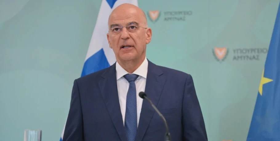Στόχοι τουρκικής παρενόχλησης ο Δένδιας και οι ομόλογοί του από Γαλλία και Ολλανδία, πριν τις υπογραφές για γαλλικές δυνάμεις στην Κύπρο