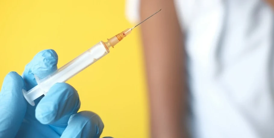 Ιστορικό ορόσημο: Μηδενίστηκαν οι θάνατοι από καρκίνο του τραχήλου της μήτρας σε νεαρές γυναίκες, χάρη στο εμβόλιο HPV