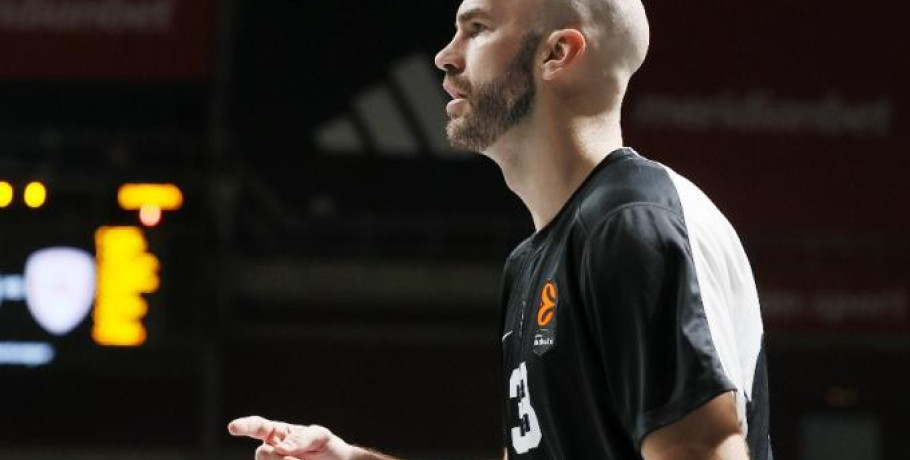 Καλάθης: «Κύριος στόχος να παίξουμε στην Euroleague - Ευγνώμων που είμαι στον ΠΑΟΚ» (vid)