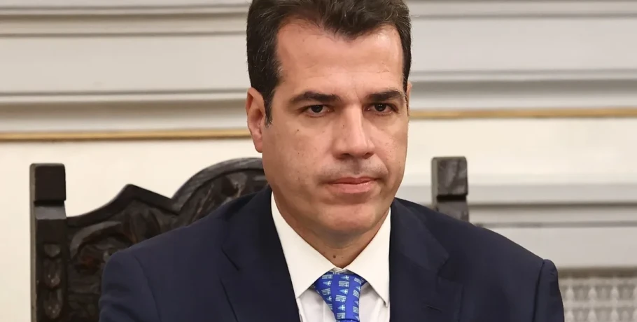 Θάνος Πλεύρης: Το ντέρμπι στις εκλογές θα είναι για τη δεύτερη θέση