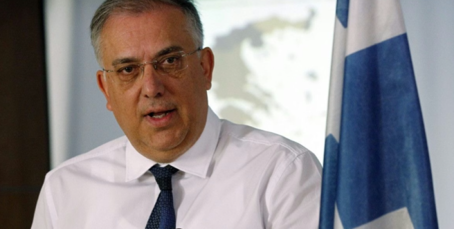 Τάκης Θεοδωρικάκος: Τέλος στα ψιλά γράμματα για τις χρηματοοικονομικές σχέσεις με τις τράπεζες