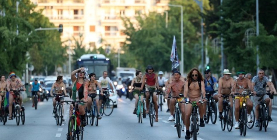 Σήμερα η 19η Διεθνής Γυμνή Ποδηλατοδρομία στη Θεσσαλονίκη