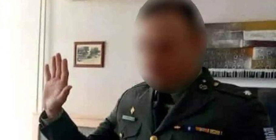 Σάλος με εικόνα στρατιωτικού να ορκίζεται στο Δωδεκάθεο – «Όσα λέγονται είναι λανθασμένα, δεν ορκίστηκα στον Δία» λέει ο ίδιος
