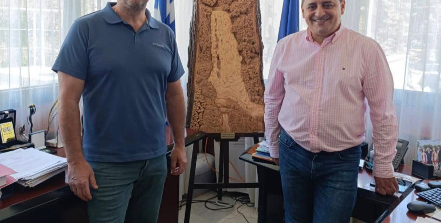 Γιάννης Τσεπκεντζής: Η ξυλογλυπτική αναπτύσεται εντυπωσιακά , γίνεται ίδιον του τόπου μας