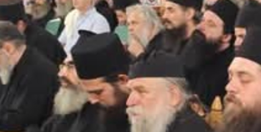 Ο μοναχός Πορφύριος της Ι.Μ. Αρχαγγέλου Μιχαήλ Αλμωπίας παρών στην ΙΓ΄ Μοναχική Σύναξη