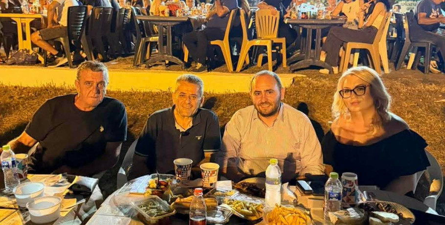 Μαζί στο πανηγύρι του Δαμιανού Βασιλειάδης και Δαρδανελιώτη