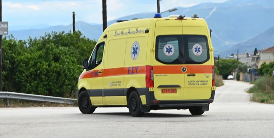 Βέροια: Ανήλικος παρασύρθηκε από γεωργικό μηχάνημα σε αυλή σπιτιού, διακομίστηκε στο Ιπποκράτειο