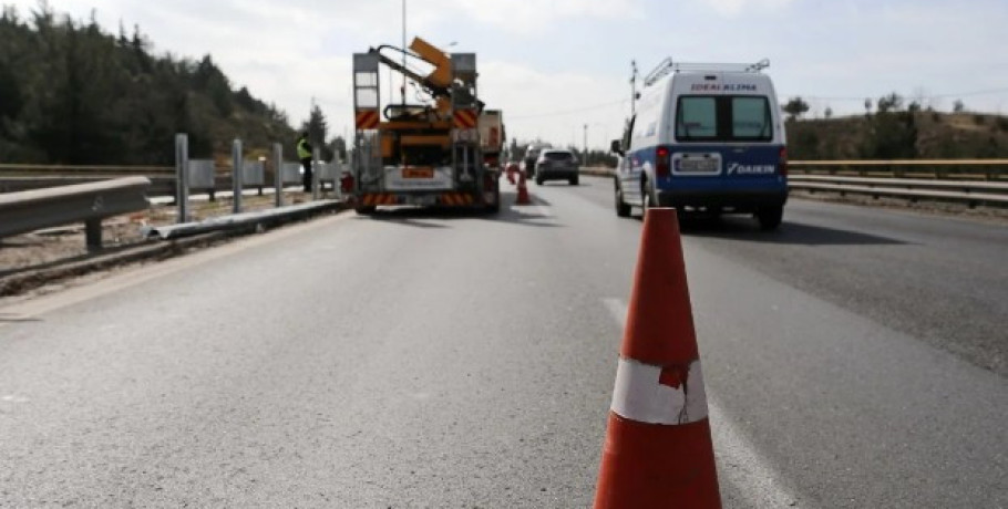 Εργασίες συντήρησης οδοφωτισμού άμεσης επέμβασης της Εσωτ. Περιφερειακής Οδού - Α/Κ Οδού Σοφία Βέμπο από την Περιφέρεια Κεντρικής Μακεδονίας