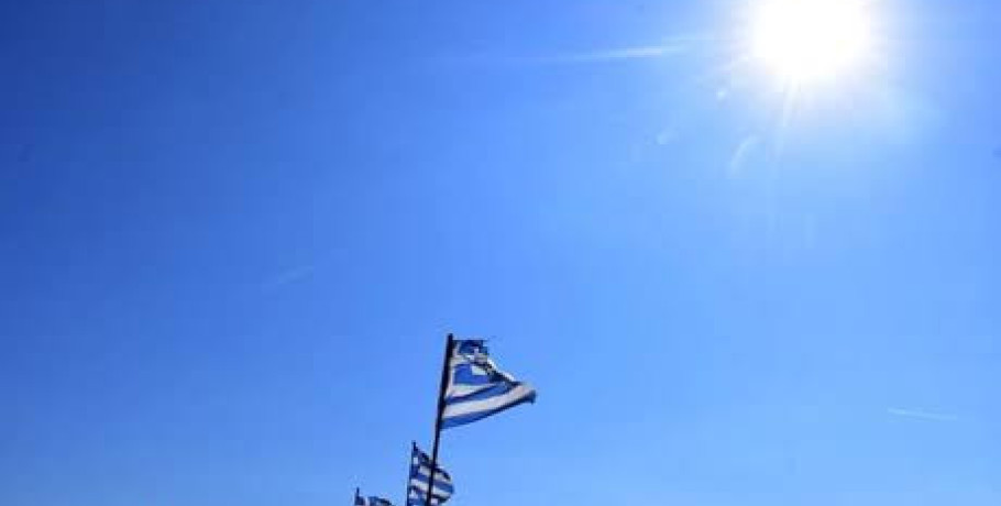 Καιρός: Επιμένουν τα μελτέμια, ανεβαίνει η θερμοκρασία - Σε ποιες περιοχές θα «χτυπήσει» κόκκινο ο υδράργυρος