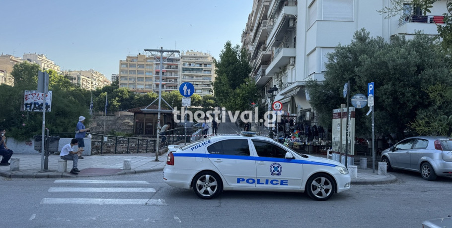Θεσσαλονίκη: Νεκρός 39χρονος που έπεσε από τον τρίτο όροφο πολυκατοικίας