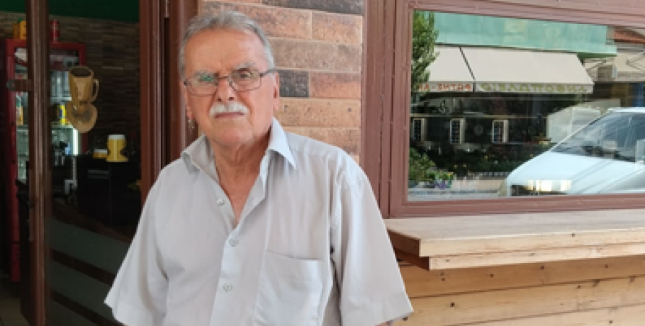 Γιαννιτσά/Γιάννης Αρβανιτόπουλος: Ο πρώτος "ντελιβεράς" της πόλης που έφτασε να "σφραγίσει" το όνομα με τον καφέ