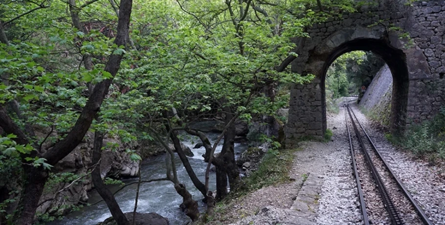 Βρέθηκε νεκρός ο 41χρονος που έπεσε σε ορμητικά νερά φαραγγιού στην Αιτωλοακαρνανία