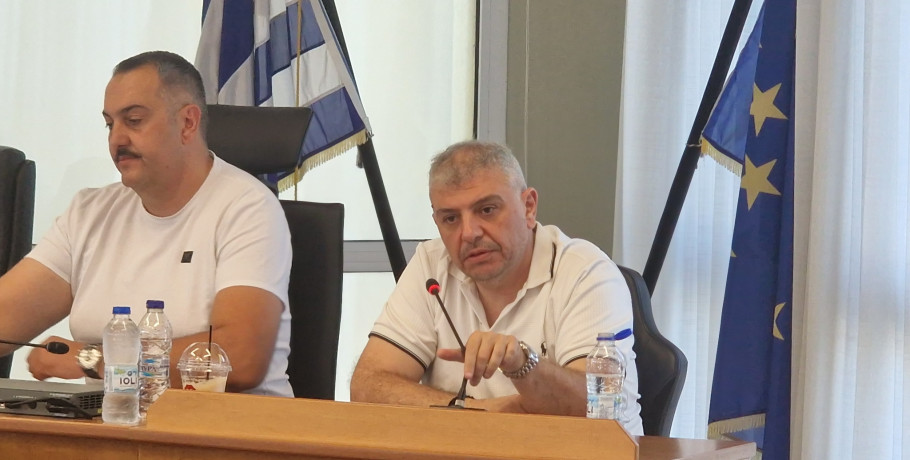 Μήνυμα Παρούτογλου προς τους βουλευτές από το Δημοτικό Συμβούλιο: «Να σεβαστείτε την Αλμωπία και τον θεσμό του Δημάρχου»
