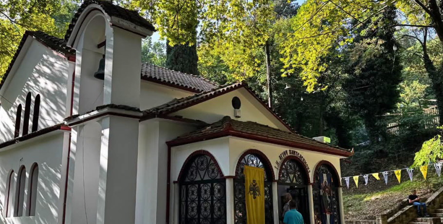 Πανηγυρίζει ο Αγιος Παντελεήμων στην Λουτρόπολη Πόζαρ