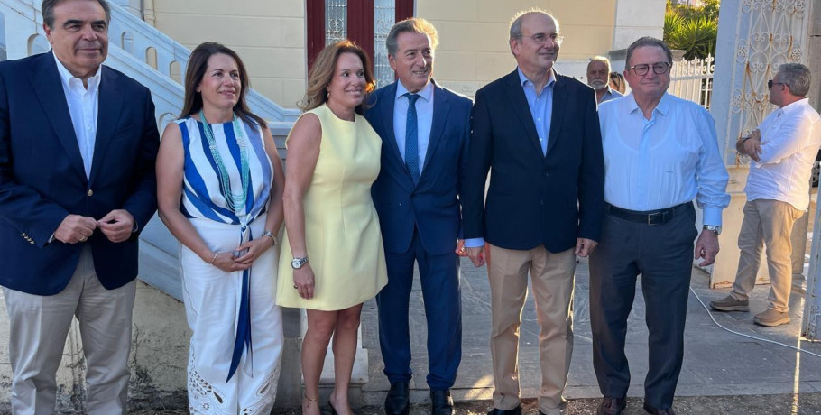 Μ. Σχοινάς στην Άνδρο για τον Γ. Παλαιοκρασσά : «Τον θυμόμαστε ως παράδειγμα δημόσιου άνδρα που υπηρέτησε με ήθος και ευθύνη»