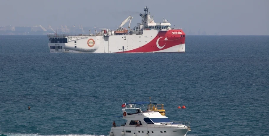 Οι νέες προκλήσεις της Τουρκίας στην Ανατολική Μεσόγειο με το Oruc Reis που θυμίζουν καλοκαίρι του 2020