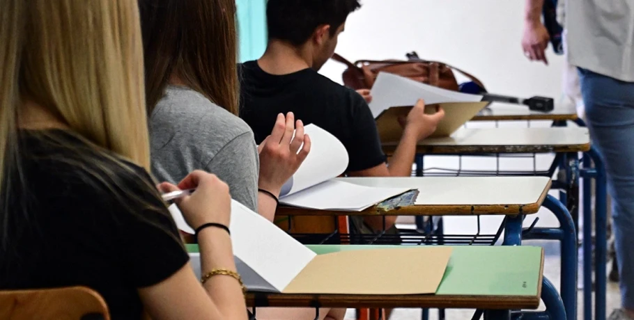 Άριστα στους δύο μαθητές του ΕΠΑΛ που πήραν κατά λάθος τα θέματα των ΓΕΛ, σε εξέλιξη ΕΔΕ