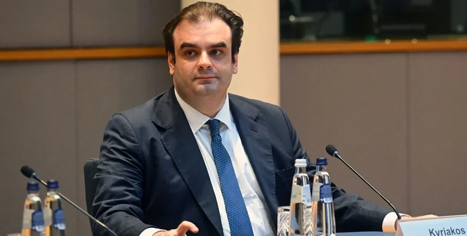 Η πρωτότυπη πρόταση Πιερρακάκη: Η ΕΕ να υιοθετήσει το μοντέλο Ελλάδας και τα εθνικά έσοδα από τις συχνότητες στα ερτζιανά να μπουν στα ταμεία της