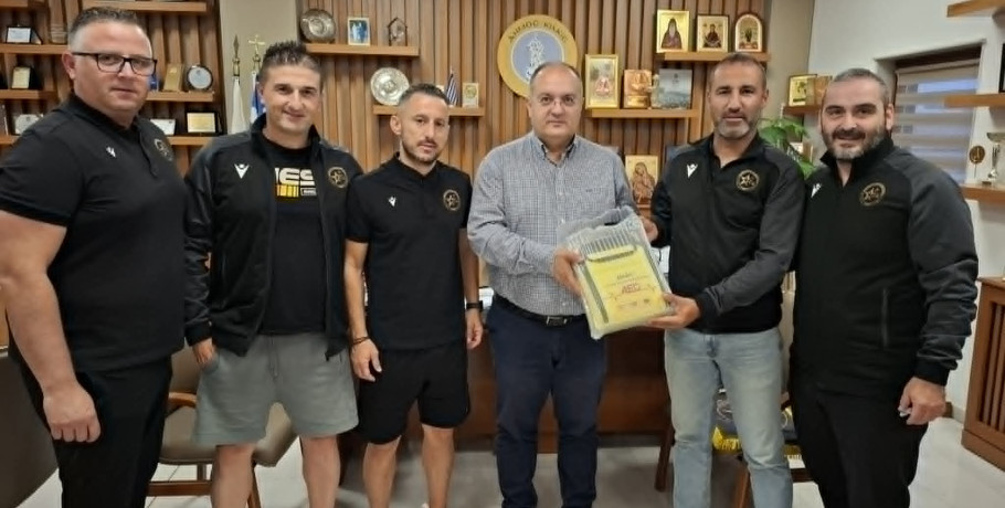 Διάθεση απινιδωτή στη Football Celebrities από τον Δήμαρχο Κιλκίς