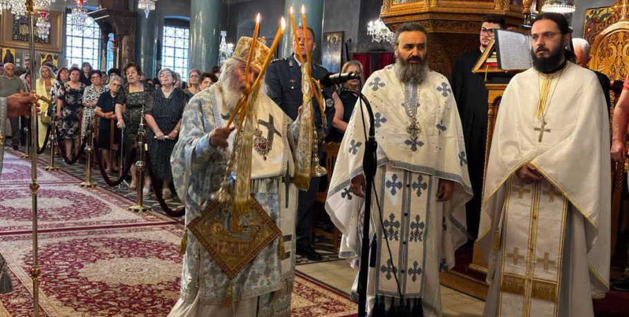 Με λαμπρότητα ο Δεκαπενταύγουστος στη Μητρόπολη Γιαννιτσών – Παρουσία του Μητροπολίτη Ιωήλ και του Διονύση Σταμενίτη