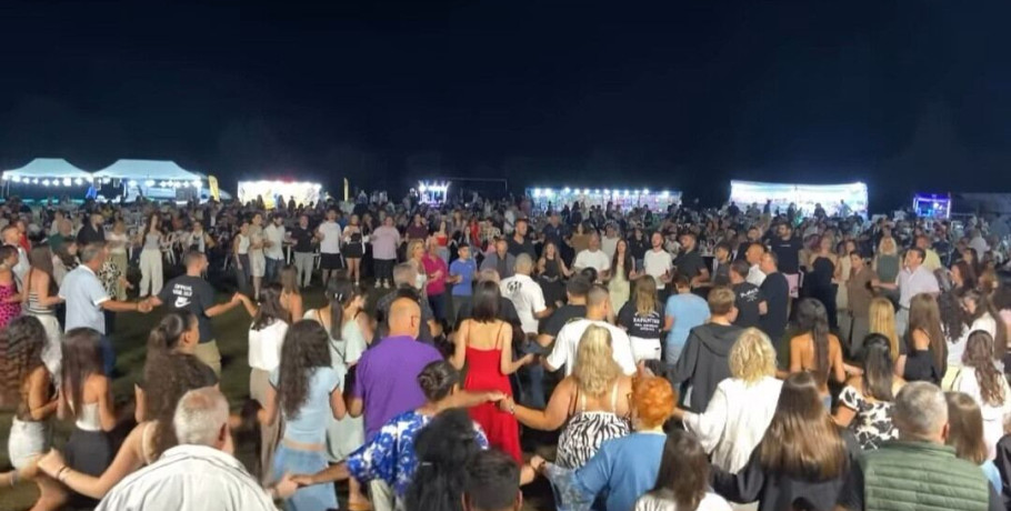 Το απόλυτο πανηγύρι της Αλμωπίας στο Νεοχώρι – Μια ανεπανάληπτη ποντιακή βραδιά τον Δεκαπενταύγουστο