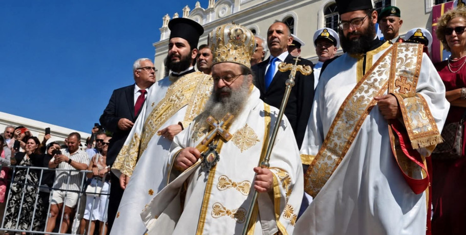 Στην Τήνο για την Παναγία ο διάκονος Φιλάρετος από τη Σκύδρα – Τιμητική παρουσία για την Πέλλα