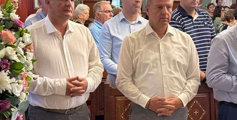 Σε Φούστανη και Καρυώτισσα ο Διονύσης Σταμενίτης