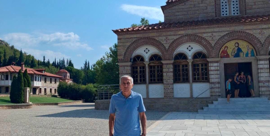 Στάθης Καστερίδης: Από την Ιερά Μονή Αγίου Ιλαρίωνος στα… έδρανα της Βουλής;
