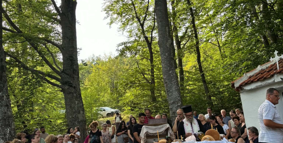 Με κατάνυξη ο εορτασμός του Αγίου Ιωάννη του Προδρόμου στην Τζένα