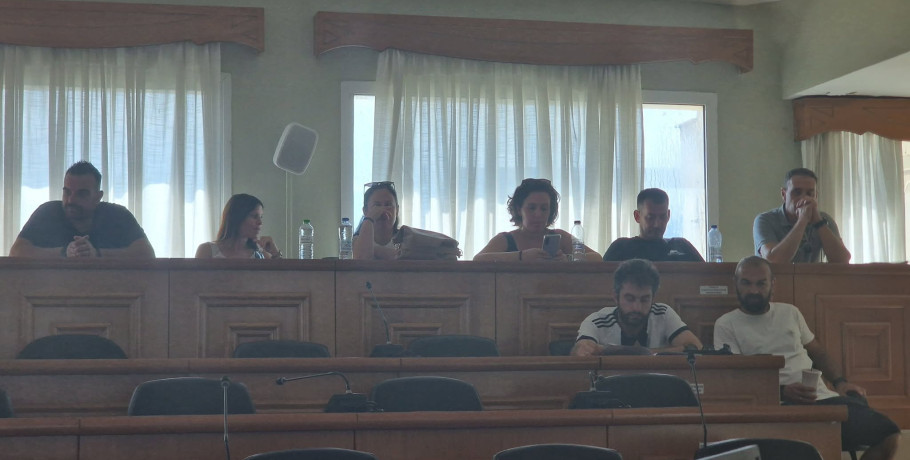 Απούσα η αντιπολίτευση από το Δημοτικό Συμβούλιο Αλμωπίας – Παρών μόνο ο Χρήστος Χουρσόγλου για την απαρτία