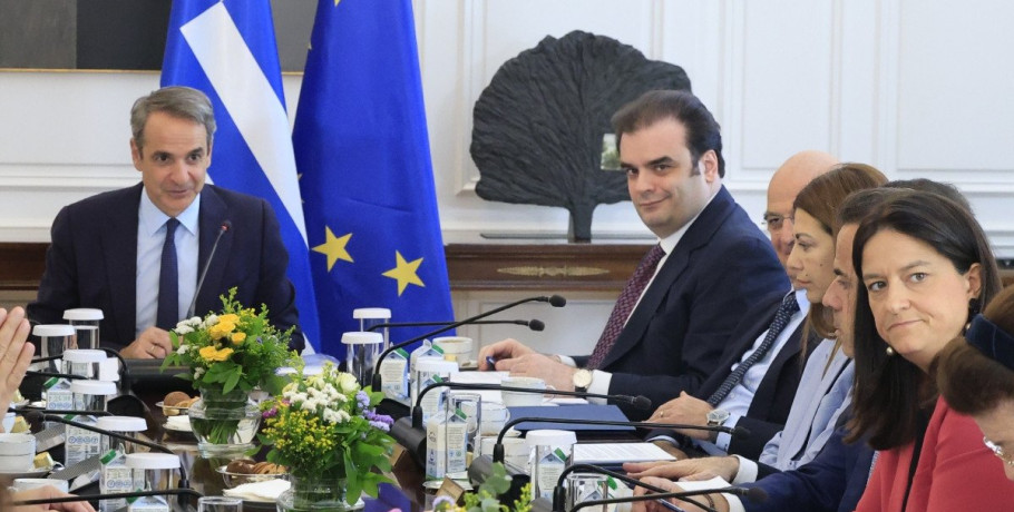 «Πακέτο» παρεμβάσεων με επίκεντρο Ανάκαμψη, σχολεία, τιμές, τουρισμό, ΑΠΕ – Ο οδικός χάρτης πριν τη ΔΕΘ