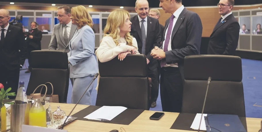 Ηχηρή απάντηση της Αθήνας στις τουρκικές προκλήσεις – Ούτε βήμα πίσω από τις κόκκινες γραμμές