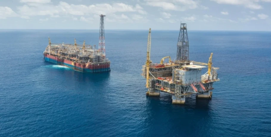 Αντίστροφη μέτρηση για το γεωτρύπανο στο Ιόνιο: Τι αποκαλύπτει η Μελέτη Περιβαλλοντικών Επιπτώσεων για τον ερευνητικό στόχο «Ασωπός 1»