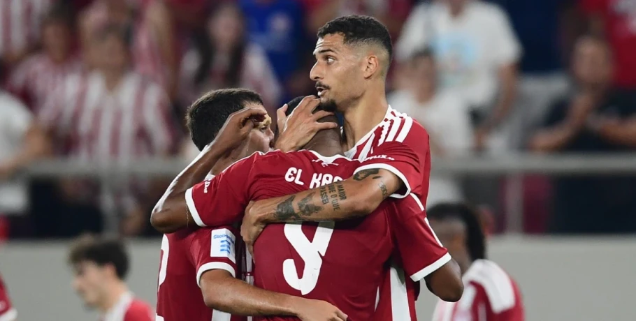 Ολυμπιακός - Ατρόμητος 1-0: Τρίποντο στην πρεμιέρα με λυτρωτή τον Κάρμο