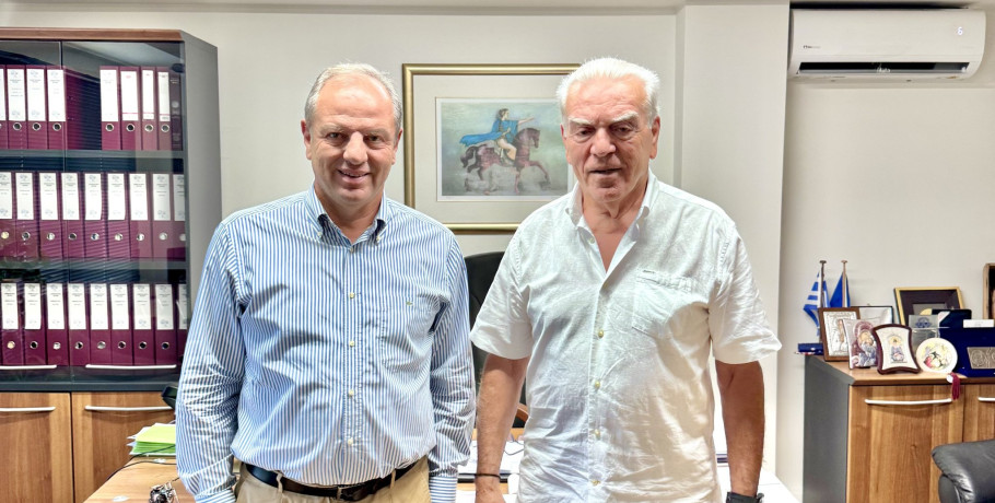 Συνάντηση Διονύση Σταμενίτη με τον Πρόεδρο του Επιμελητηρίου Πέλλας