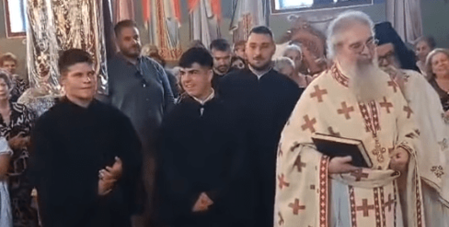 Καρυώτισσα: Με κάθε τιμή η Χειροθεσία Αναγνωστών στον Ι.Ν. Κοιμήσεως της Θεοτόκου