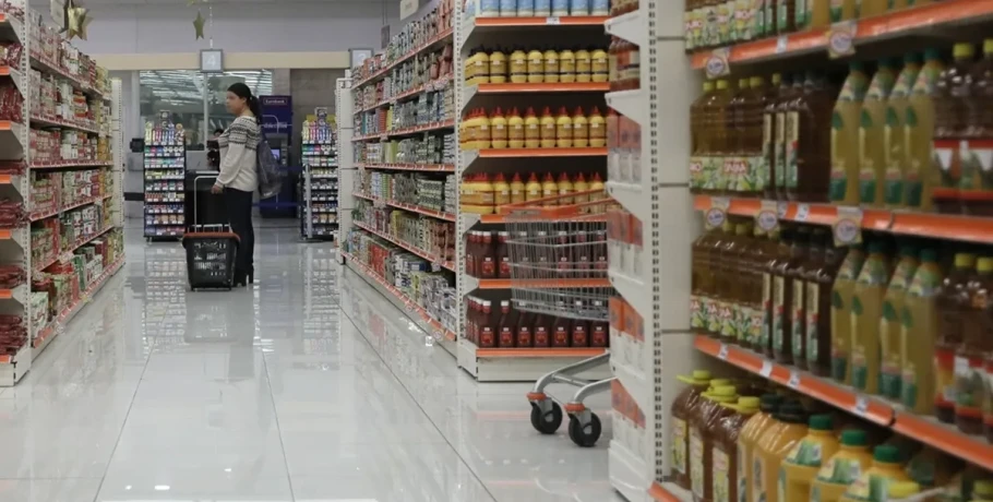 “Κλείδωσε” η λίστα για τη μείωση τιμών σε βασικά προϊόντα – Κρέατα, ζυμαρικά, γαλακτομικά, σχολικά