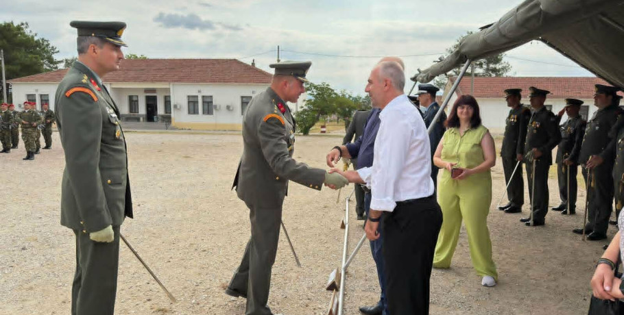 Ο Αντιδήμαρχος Δημήτρης Θεοδωρίδης στην τελετή παραλαβής της Διοίκησης του 596 Αερομεταφερόμενου Τάγματος Πεζικού