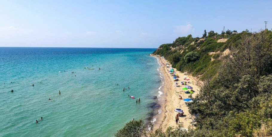 Χαλκιδική: Στερεύει το νερό στη Χανιώτη λόγω λειψυδρίας και υπερτουρισμού