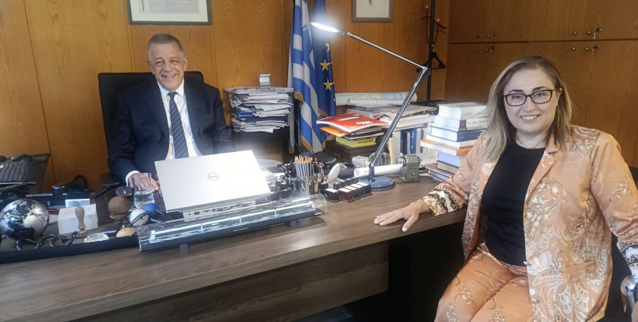 Στέλλα Αραμπατζή: Στο Υπουργείο Υποδομών για την απευθείας σύνδεση της Νάουσας με την Εγνατία Οδό