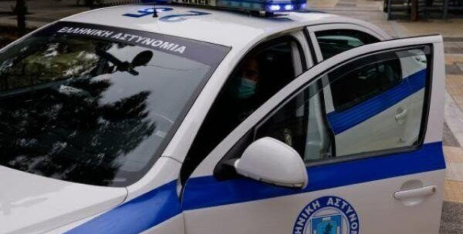 Δίνει μάχη για τη ζωή της η 24χρονη τραυματίας στην Ηγουμενίτσα: Πάτησε γκάζι ο σύντροφός της ενώ η κοπέλα ήταν στο καπό